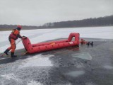Strażacy ze Skoków ćwiczyli ratownictwo wodno-lodowe! Doskonalenie umiejętności ratowniczych, to podstawa!