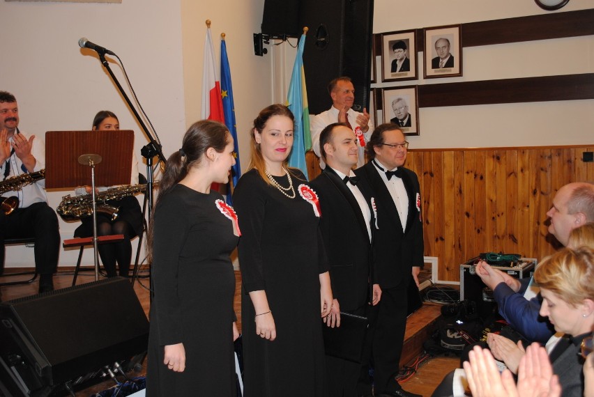 Orkiestra "Kujawia" zagrała wspaniały koncert w koronowskim ratuszu [zdjęcia]