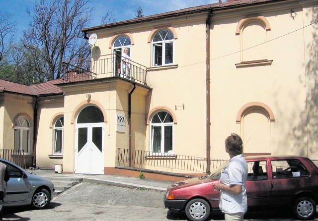Dworek w Pławnie, który jest częścią szpitala powiatowego, zostanie wystawiony na sprzedaż