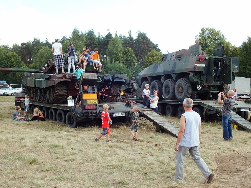 Piknik militarny w Jastrowiu 10 sierpnia 2013