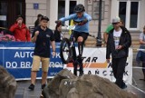 Wadowice. 200 trialowców z 20 krajów walczyło o mistrzostwo świata do lat 16. Ci młodzi ludzie robią cuda na rowerach. Zdjęcia i film