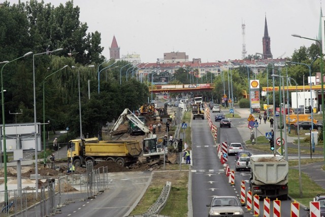 Wielka przebudowa na alei Piłsudskiego w Legnicy.