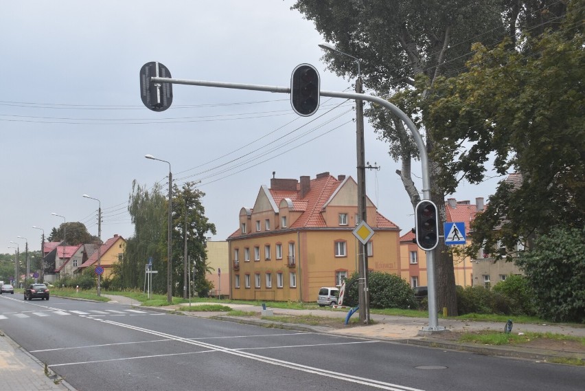 Przejście dla pieszych z sygnalizacją świetlnych w Krośnie...
