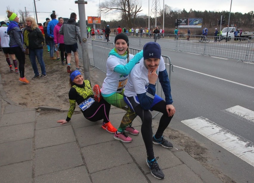 Maniacka Dziesiątka: 5 tysięcy biegaczy na ulicach Poznania! [ZDJĘCIA]