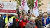 Protest nauczycieli w Łodzi przeciwko likwidacji gimnazjów [ZDJĘCIA, FILM]