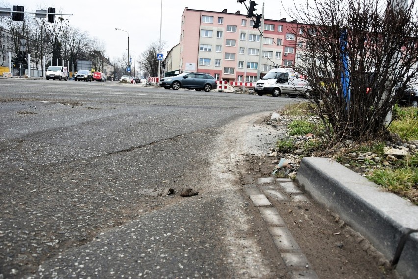 Kierowcy skarżą się na stan ul. Oleskiej w rejonie Opola...