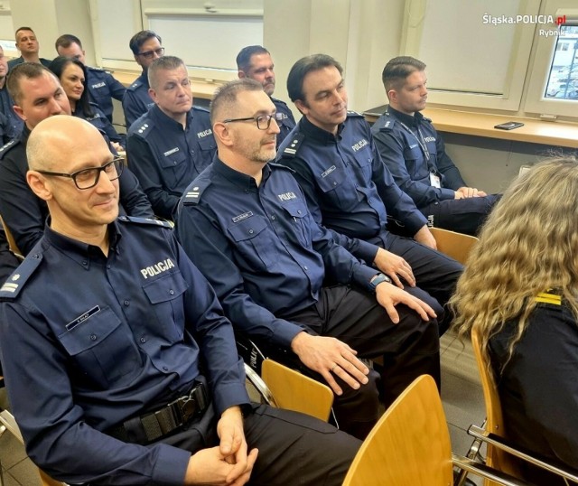 We wtorek 13 lutego, w Komendzie Miejskiej Policji w Rybniku odbyła się odprawa służbowa, podczas której podsumowano pracę rybnickiej policji w 2023 roku
