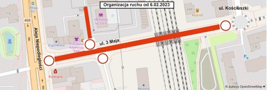 W Sopocie trwa przebudowa ulicy 3 maja. Na skrzyżowaniu z...