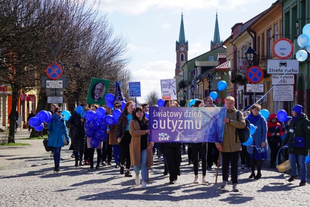 Niebieski Marsz przeszedł ulicami Kutna. Wszystko to, aby zwrócić uwagę na temat autyzmu