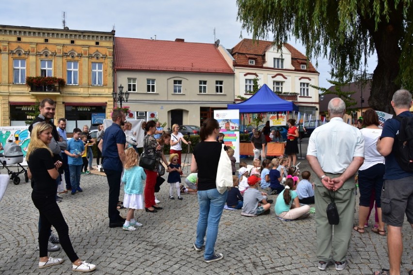 Pobiedziski Ośrodek Kultury: Baltazar Gąbka i przyjaciele na rynku w Pobiedziskach. Zobacz barwną galerię zdjęć 