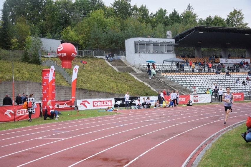 Świetny bieg Mateusza Buśko w Mistrzostwach Polski. Był czwarty i pobił "życiówkę"