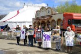 Protest w Szczecinie przeciwko wykorzystywaniu zwierząt w cyrkach [foto, wideo]