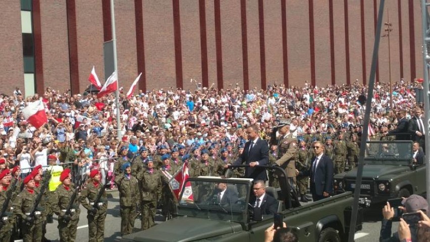 Tłumy na defiladzie w Katowicach