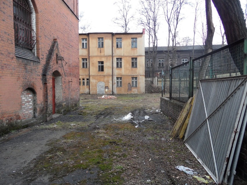 Świętochłowice: Budynek Muzeum Powstań Śląskich ogrodzony. Wkrótce rozpoczną się prace remontowe