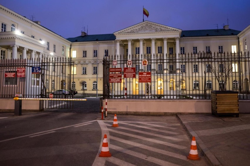 Plac Bankowy, Warszawa. Urzędnicy przeprowadzą eksperyment i...