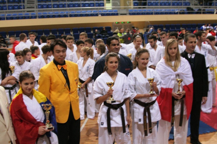 Mistrzostwa Europy Juniorów Karate Kyokushin: Nagrodzono 3 zawodników z regionu [ZDJĘCIA]