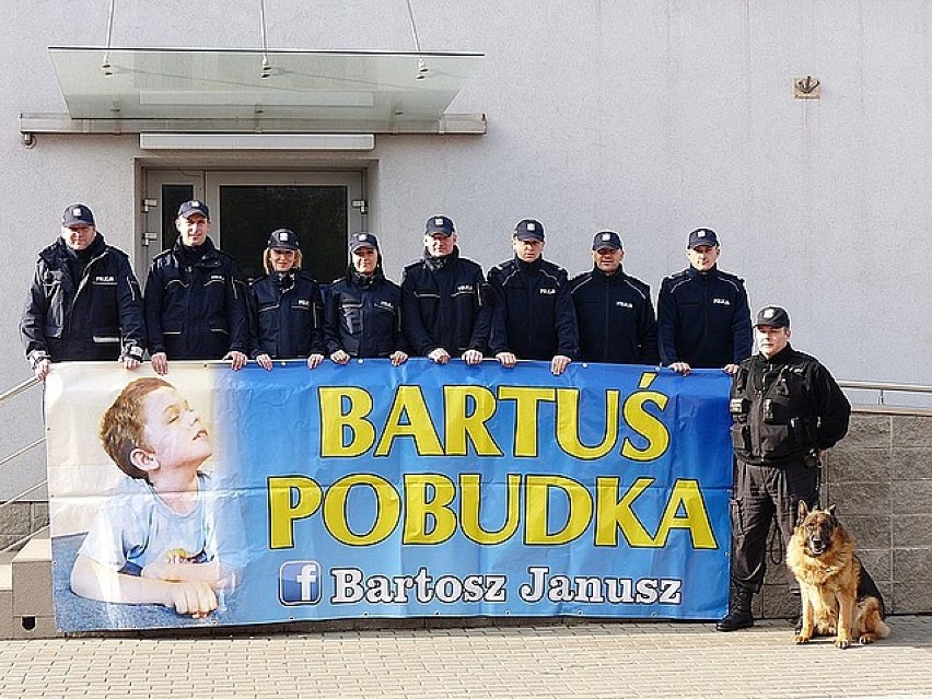 Policjanci pomogli dla chłopca w śpiączce