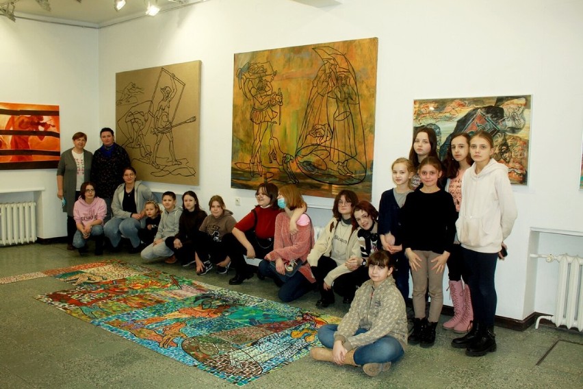 Artystyczne warsztaty „Mozaika od antyku do Gaudiego” w Biurze Wystaw Artystycznych w Sieradzu ZDJĘCIA