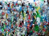 Zakaz używania plastiku w Warszawie? "Możemy być dzięki temu szybciej w Europie" 
