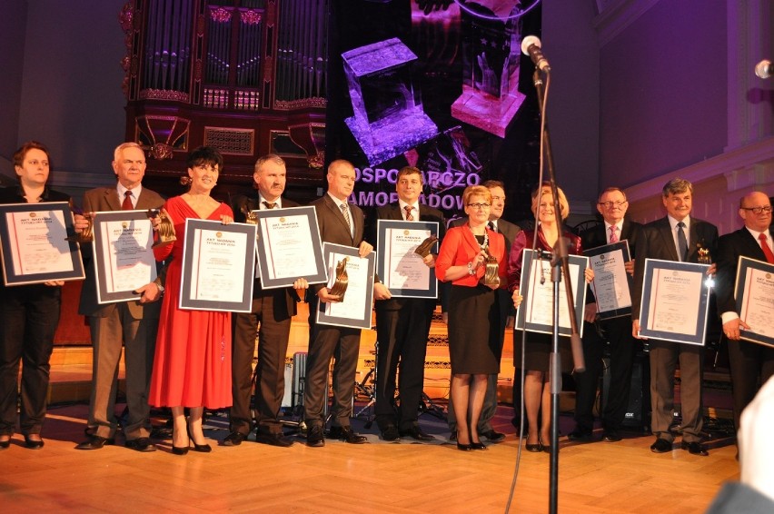 Zespół Szkół dla Dorosłych "Profesja" z Krotoszyna nagrodzony tytułem Hit Roku 2014
