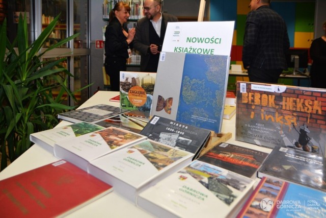 Otwarcie nowej czytelni regionalnej w dąbrowskiej bibliotece 

Zobacz kolejne zdjęcia/plansze. Przesuwaj zdjęcia w prawo naciśnij strzałkę lub przycisk NASTĘPNE