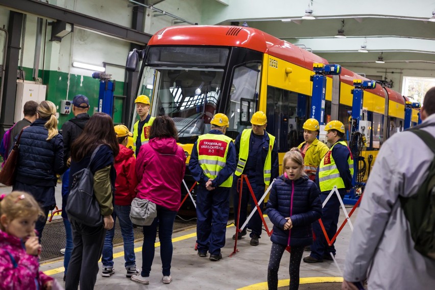 Dni Transportu Publicznego 2018. Zabytkowe pojazdy, pokaz...