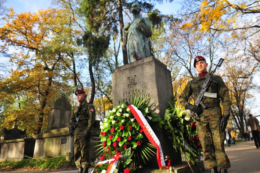 Wszystkich Świętych 2018 w Krakowie. Znane osobowości...