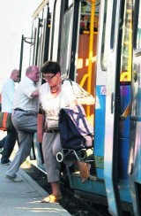 Wrocław: Podniosą tramwajowe perony