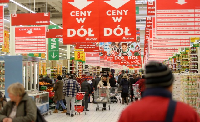 SKLEPY OTWARTE W NIEDZIELE Praga Południe. Gdzie w weekend i święta zrobimy zakupy na Pradze Południe? 