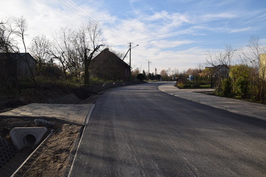 Przebudowa drogi Karsznice - Ostrówek w gminie Zduńska Wola na ukończeniu