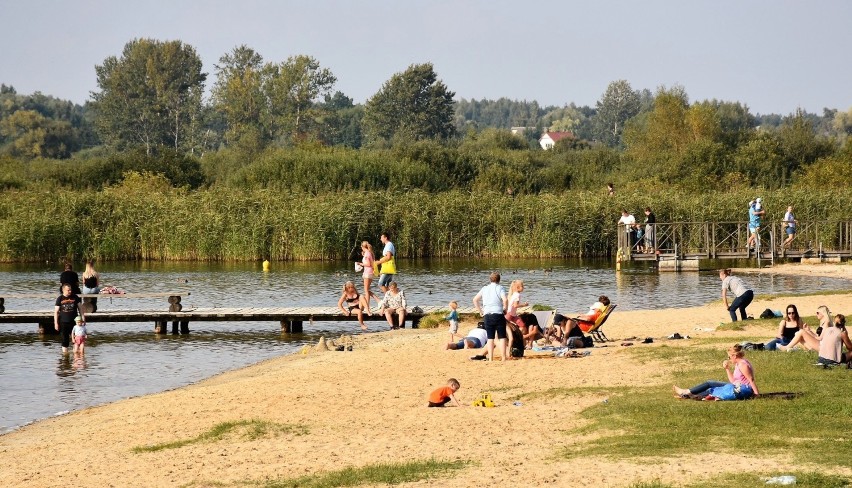 Mieszkańcy wypoczywali nad zalewem Żółtańce. Zobacz zdjęcia