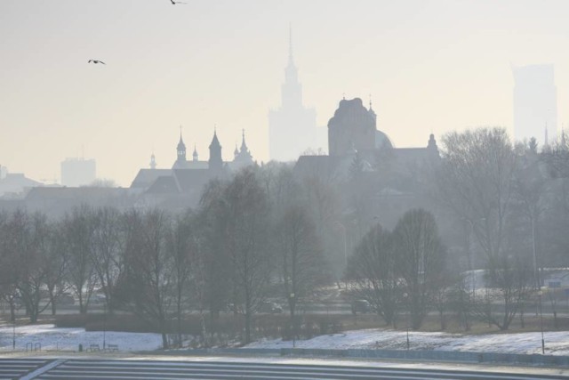 Smog w Warszawie 3 luty 2018. Gigantyczny smog, sytuacja niezdrowa