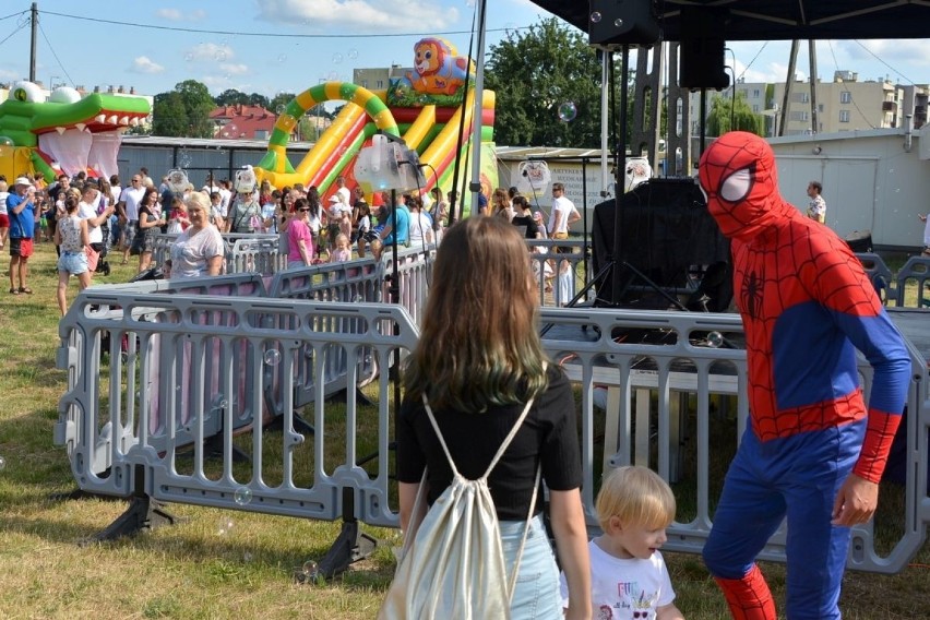 Festiwal baniek mydlanych w Końskich. Świetna zabawa dla małych i dużych [ZDJĘCIA]