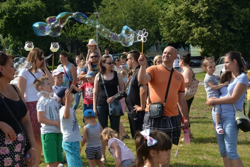 Festiwal baniek mydlanych w Końskich. Świetna zabawa dla małych i dużych [ZDJĘCIA]