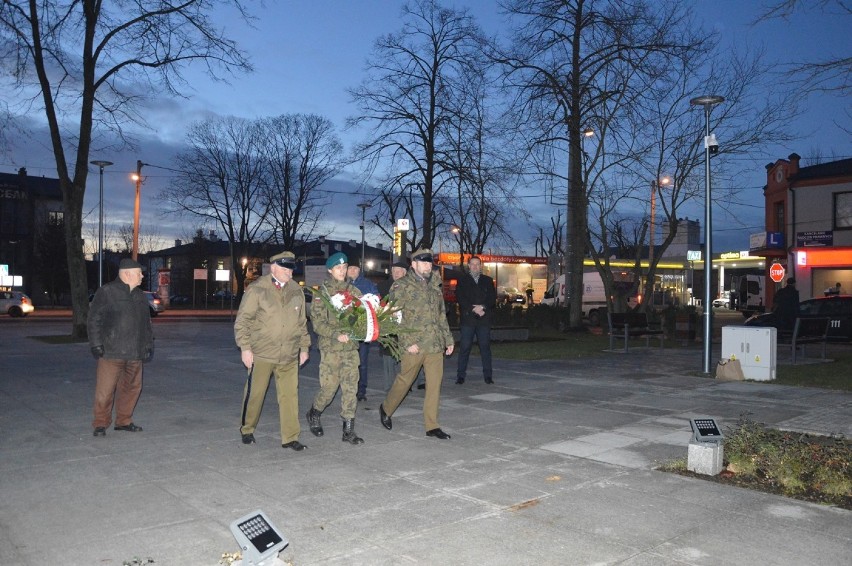 Bełchatów. Upamiętnili rocznicę urodzin Marszałka Józefa Piłsudskiego [ZDJĘCIA]