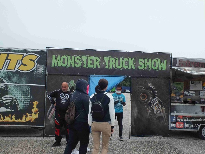 Monster Truck Show w Starachowicach. Były pokazy kaskaderskie i autorobot [ZDJĘCIA, WIDEO] 