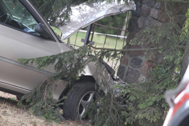 Wypadek w Krajence. Trzy osoby poszkodowane