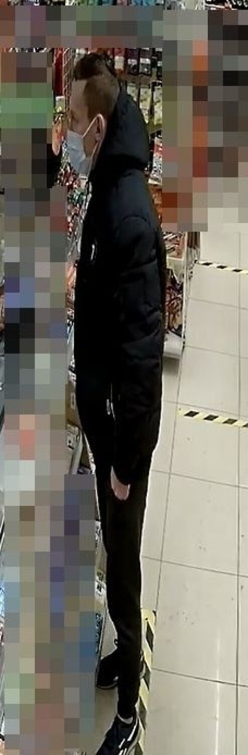 Puławy: Policja publikuje wizerunek złodzieja portfela i prosi o pomoc