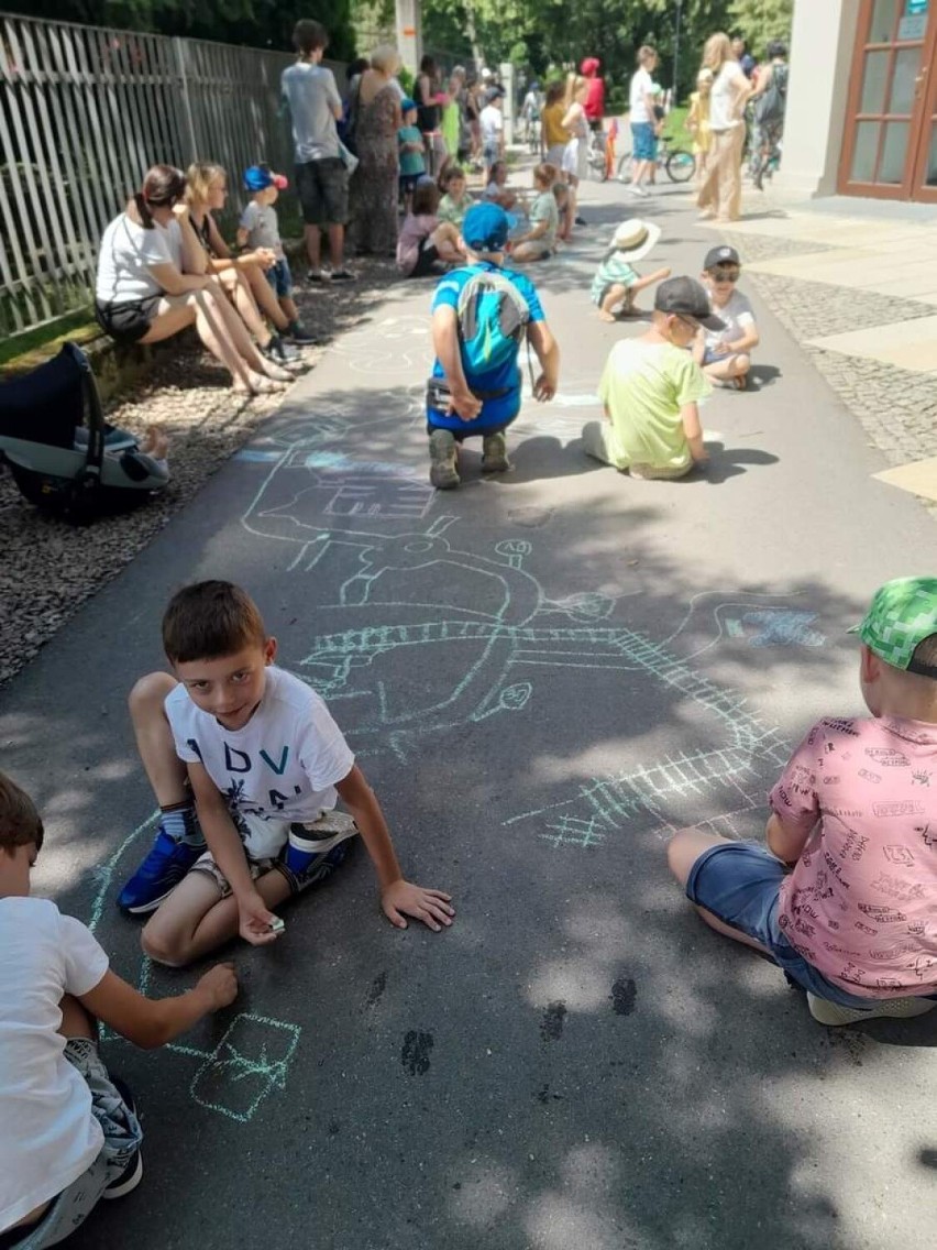 Centrum Informacji Turystycznej w Bochni  prowadzi spotkania profilaktyczne dla dzieci "Niezbędnik małego turysty"