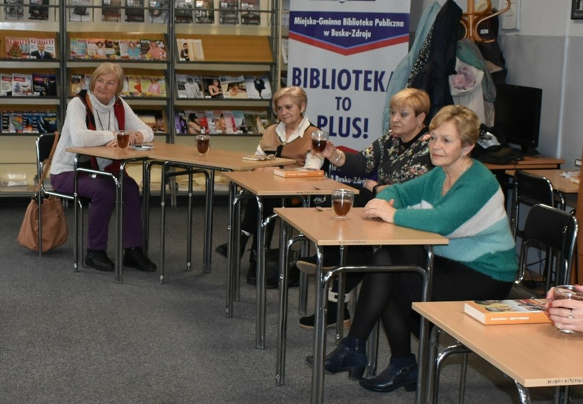 Spotkanie Dyskusyjnego Klubu Książki w Busku-Zdroju.