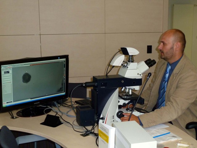 Naukowcy otrzymali nowoczesny mikroskop do badania glonów