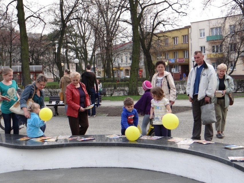 &quot;Czytamy pod chmurką&quot; w Radomsku [ZDJĘCIA]