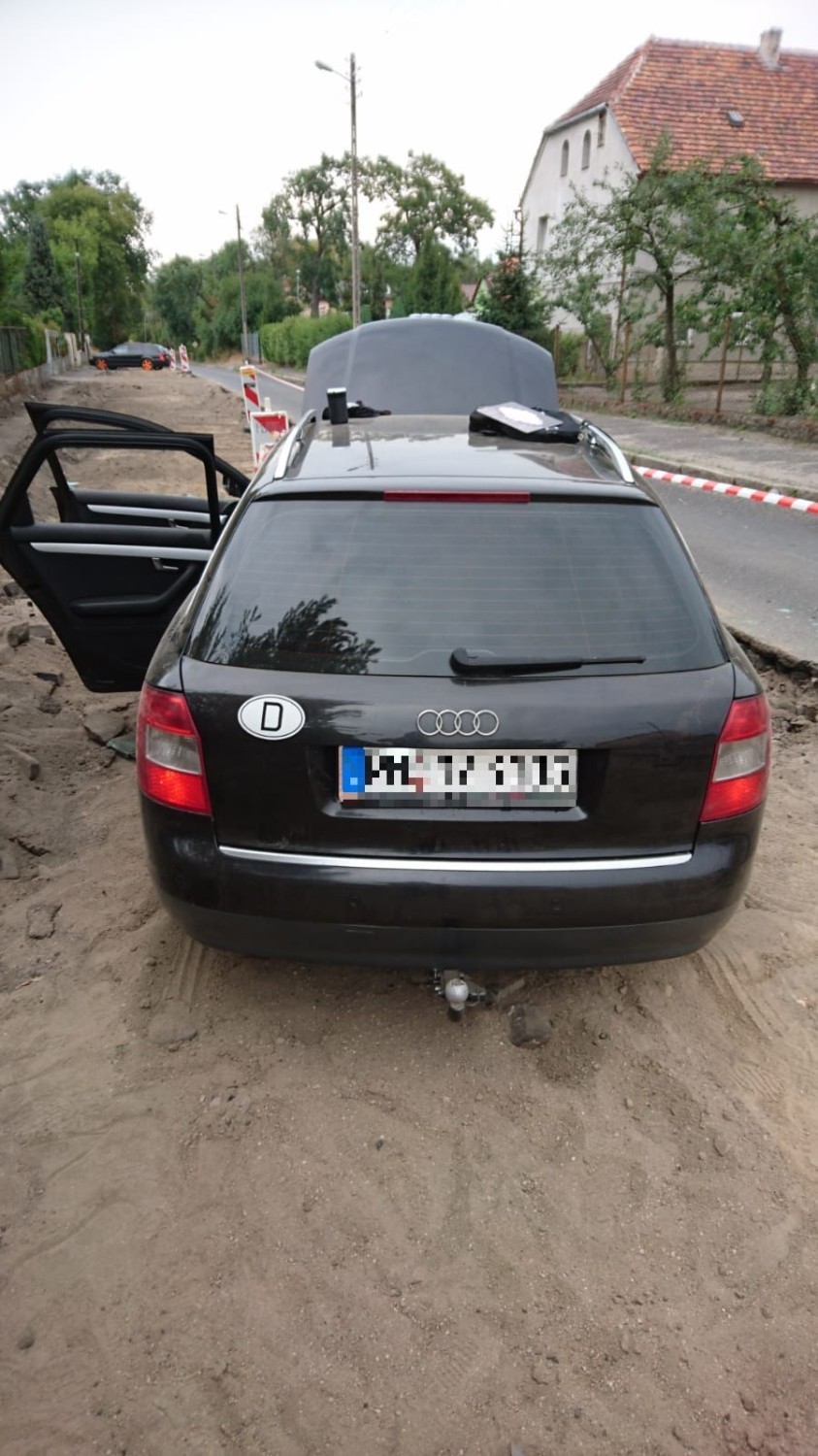 Uciekał przed policjantami skradzionym samochodem – był szukany przez niemiecki wymiar sprawiedliwości