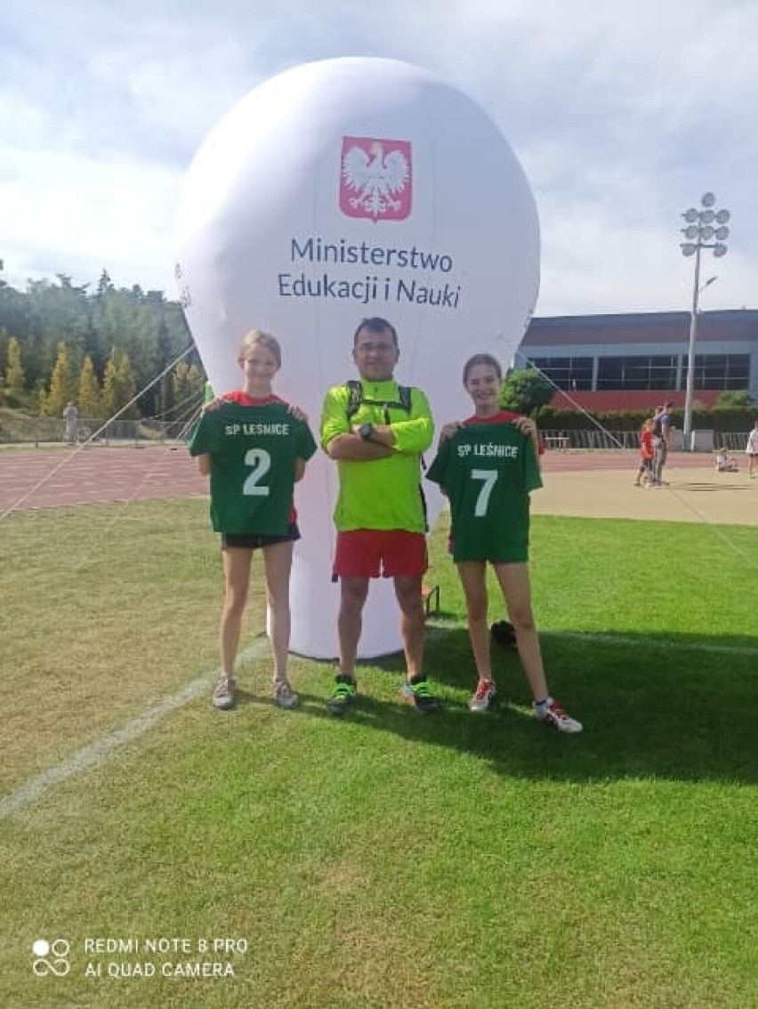 Reprezentując szkołę z Leśnic i klub Tęcza Nowa Wieś wywalczyły start w finale Nadziei Olimpijskich