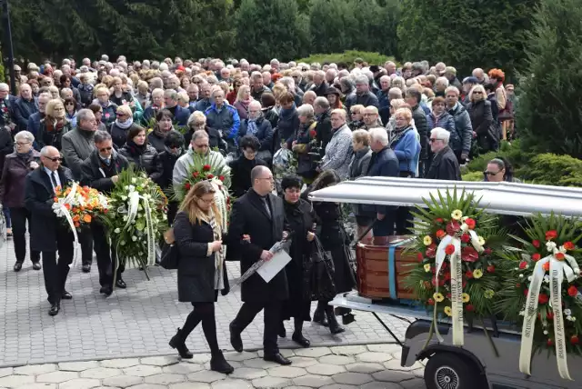 Ostatnie pożegnanie Zbigniewa Jaworskiego - Zielona Góra - stary cmentarz - 7 maja 2019