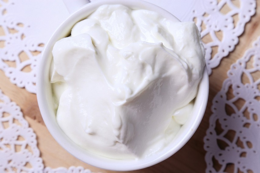 Jogurt grecki jest bogaty w białko, które jest potrzebne do...