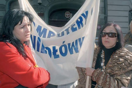 Pracownicy socjalni szli ulicą Piotrkowską i gwizdali.