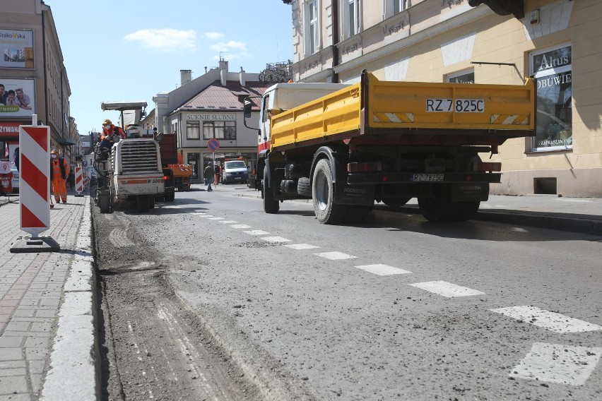 Remont na ul. Gałęzowskiego w Rzeszowie [ZDJĘCIA] 