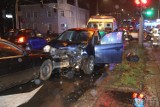 Wypadek czterech samochodów w Opolu. Trzy osoby zostały ranne. Na miejscu pracowały służby ratunkowe