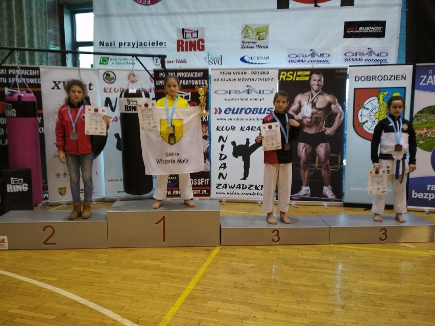 Pięć medali Pleszewskiego Klubu Karate na Turnieju Rada Regentów, który odbył się w Zawadzkiem